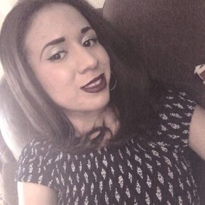 Meet your Posher, Priscila